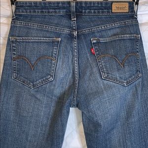 Levi's Mid Rise Skinny Jeans